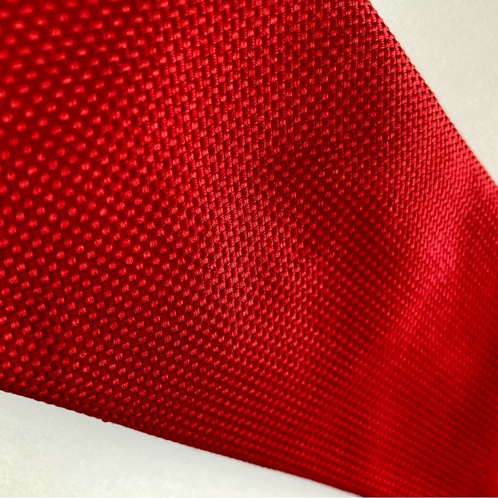 Daniel Cremieux Red 100% Silk Classic Handmade Tie, 3.5” - Picture 7 of 8